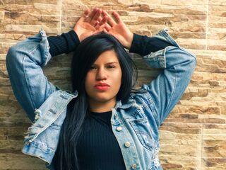 AlishaBekman's Watch live cam girls online Profile Image